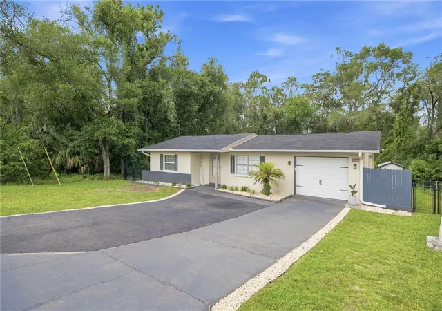5th image of 221 E Inverness Blvd, Inverness, FL 34452 | MLS# OM728511