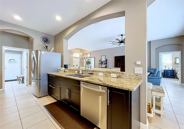 Photo 3 of Single family home for sale at 1748 Brookstone Way, Plant City, FL 33566 | MLS# TB8529436 | Listing updated on 2026-10-07