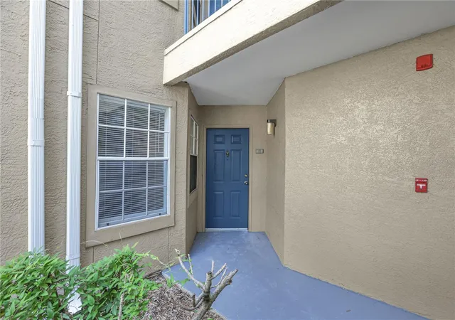 Photo 4 of Condo for sale at 7300 Westpointe Blvd #717, Orlando, FL 32835 | MLS# O6425277 | Listing updated on 2026-09-24