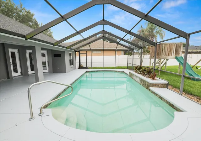 Photo 2 of Single family home for sale at 3333 Hawks Ridge Dr, Lakeland, FL 33810 | MLS# L4963536 | Listing updated on 2026-10-27