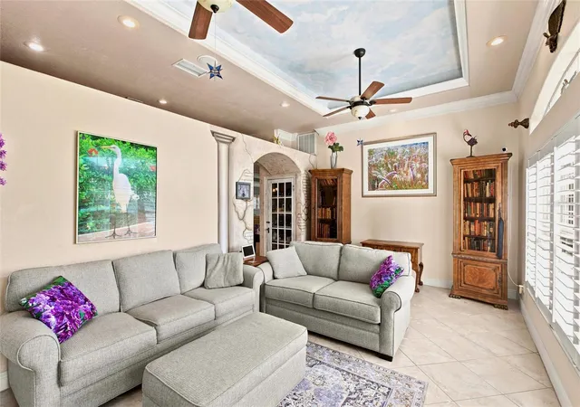 5th image of 652 N Elm St, Englewood, FL 34223 | MLS# C7528410