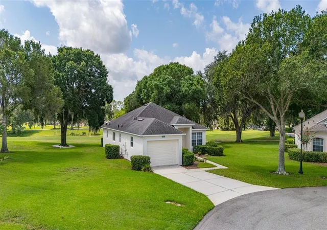 Photo 2 of Single family home for sale at 3604 Kingswood Ct, Clermont, FL 34711 | MLS# S5153767 | Listing updated on 2026-08-11