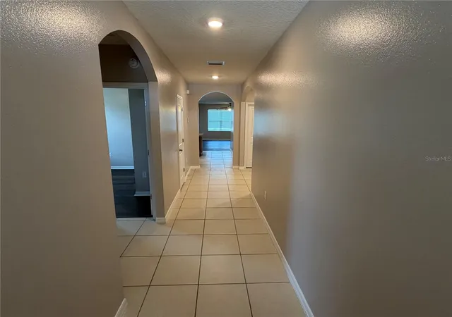 Photo 2 of Single family home for sale at 2822 Ne 44th Road, Ocala, FL 34470 | MLS# P4939324 | Listing updated on 2026-09-19