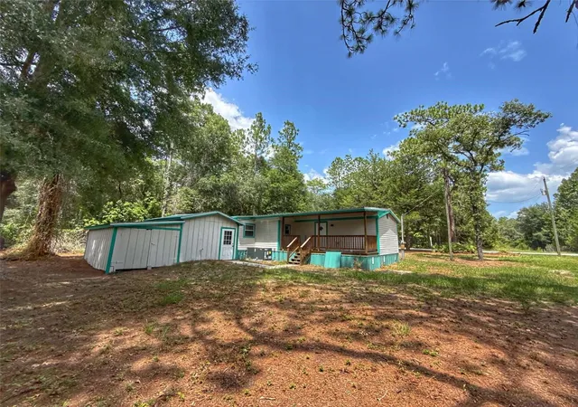 Photo 2 of Manufactured home for sale at 65 Ne 528th Avenue, Old Town, FL 32680 | MLS# GC541978 | Listing updated on 2026-09-08