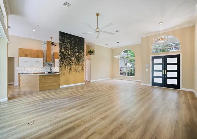 Photo 3 of Single family home for sale at 567 Lake Of The Woods Dr, Venice, FL 34293 | MLS# A4700082 | Listing updated on 2026-08-29