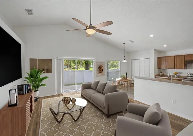 Photo 3 of Single family home for sale at 605 Swan Range Rd, Orange City, FL 32763 | MLS# O6425306 | Listing updated on 2026-08-29
