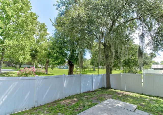 Photo 3 of Single family home for sale at 605 Swan Range Rd, Orange City, FL 32763 | MLS# O6425306 | Listing updated on 2026-08-29