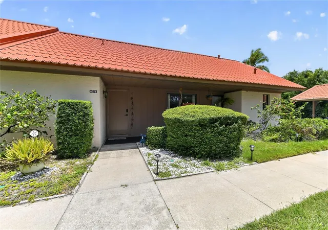 Photo 1 of Single family home for sale at 6378 Draw Ln #36, Sarasota, FL 34238 | MLS# A4700084 | Listing updated on 2026-09-04