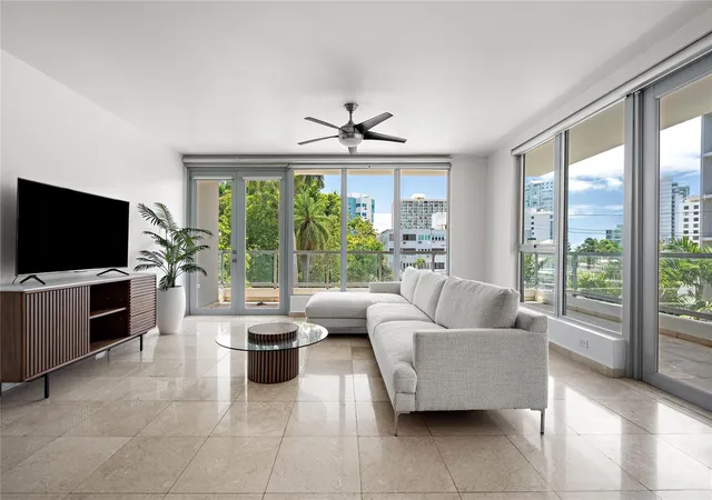 Photo 3 of Condo for sale at 59 Lirio #301, Carolina, PR 00979 | MLS# PR9122788 | Listing updated on 2026-07-17