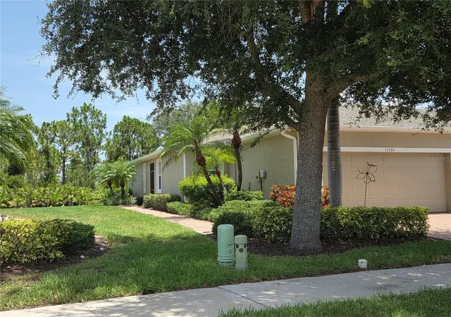 3rd image of 13404 Abercrombie Dr, Englewood, FL 34223 | MLS# D6148084