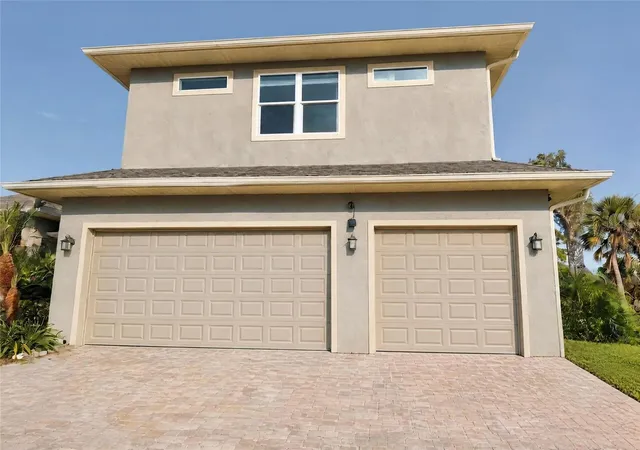 Photo 2 of Single family home for sale at 935 Linden Rd, Venice, FL 34293 | MLS# C7528417 | Listing updated on 2026-08-11