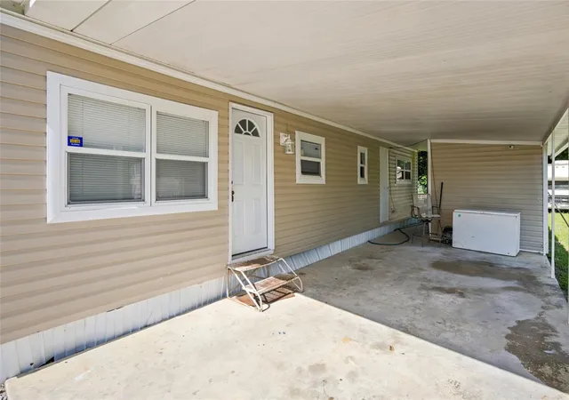 Photo 2 of Manufactured home for sale at 36603 Skycrest Blvd, Fruitland Park, FL 34731 | MLS# G5115125 | Listing updated on 2026-09-30