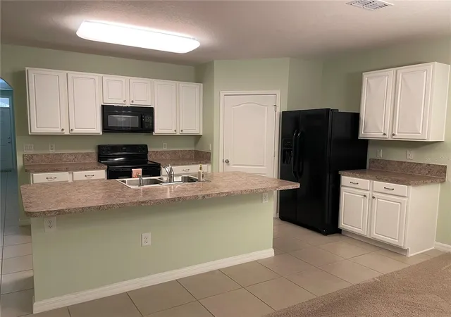 Photo 3 of Single family home for sale at 119 Fishermans Cvs Dr, Edgewater, FL 32141 | MLS# V4950228 | Listing updated on 2026-09-04
