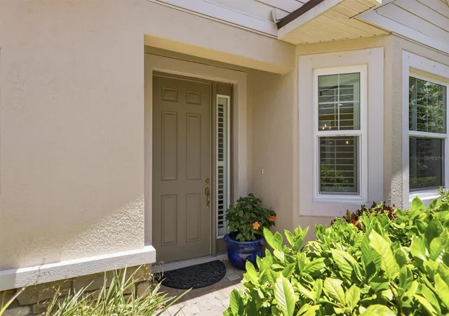 Photo 3 of Single family home for sale at 3681 Divot Ln, Sarasota, FL 34232 | MLS# A4700090 | Listing updated on 2026-09-08