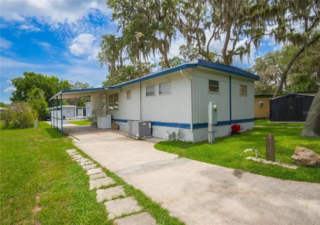 Photo 3 of Manufactured home for sale at 3896 Picciola Rd #534, Fruitland Park, FL 34731 | MLS# W7887675 | Listing updated on 2026-08-13