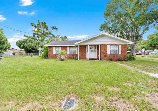 1st image of 132 Anarece Ave, Auburndale, FL 33823 | MLS# L4963541