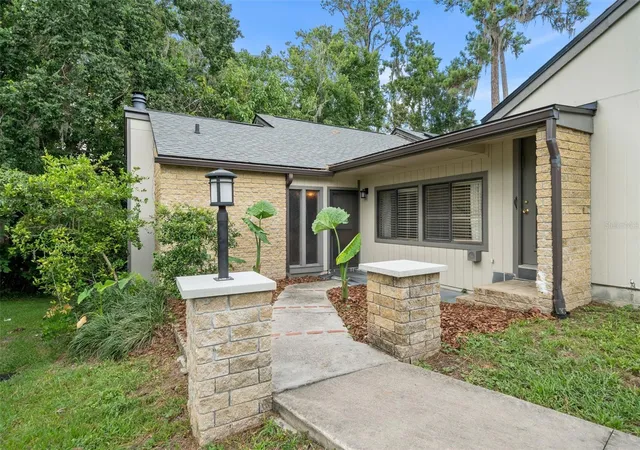 1st image of 1653 Nw 19th Cir, Gainesville, FL 32605 | MLS# GC541981