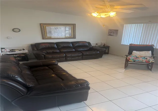 Photo 3 of Single family home for sale at 1304 Donwoods Ln, Royal Palm Beach, FL 33411 | MLS# O6425334 | Listing updated on 2026-07-16