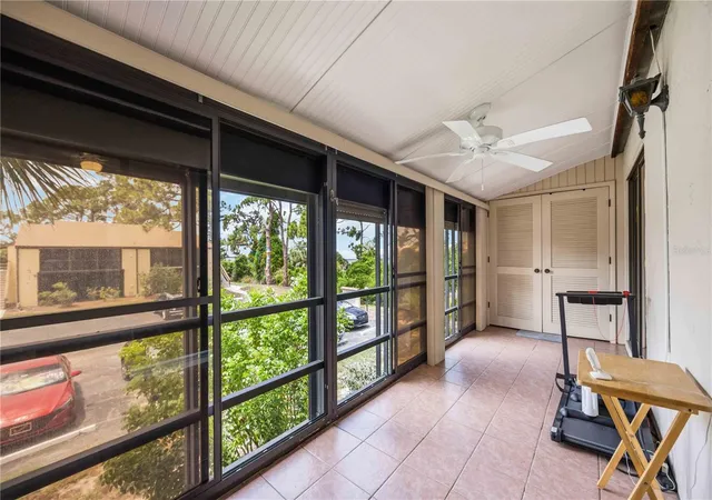 5th image of 18 Quails Run Blvd, ENGLEWOOD, FL 34223