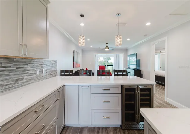 Listing Photo 5 - Condo for sale in building located at 2073 Skimmer Ct W, CLEARWATER, FL 33762 - Unit #222