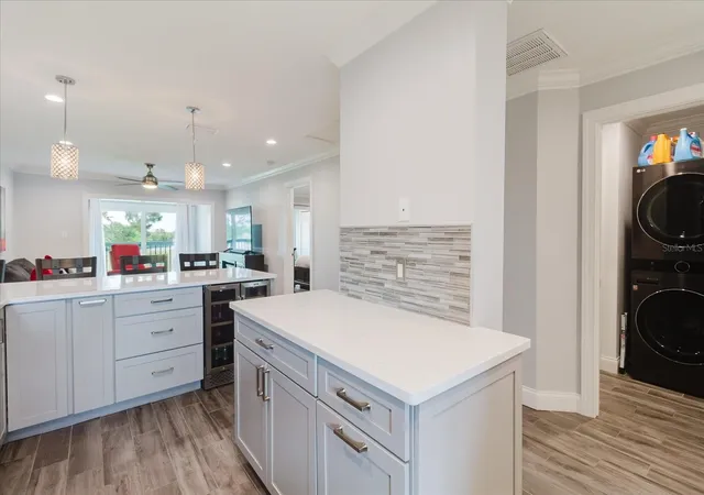Listing Photo 5 - Condo for sale in building located at 2073 Skimmer Ct W, CLEARWATER, FL 33762 - Unit #222