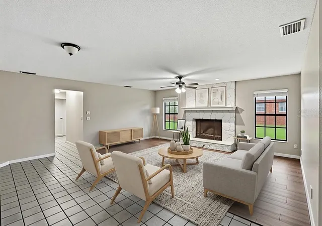 Photo 2 of Single family home for sale at 408 Coleman Dr, Winter Haven, FL 33884 | MLS# O6425340 | Listing updated on 2026-09-18