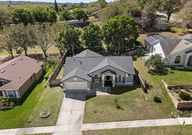 Photo 1 of Single family home for sale at 834 High Pointe Cir, Minneola, FL 34715 | MLS# G5115131 | Listing updated on 2026-09-14
