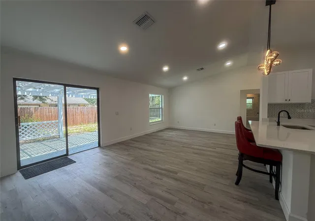 5th image of 1367 Hensley Dr, Deland, FL 32724 | MLS# O6425357