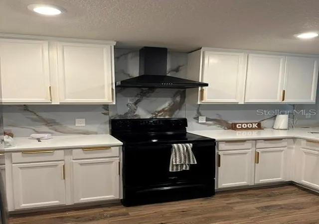 Photo 1 of Single family home for sale at 6900 Crested Orchid Dr, Brooksville, FL 34602 | MLS# TB8529545 | Listing updated on 2026-10-08