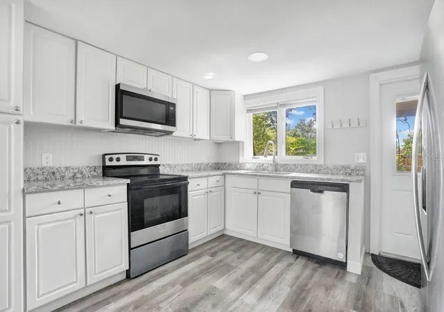 Photo 4 of Single family home for sale at 2012 E Harding St, Orlando, FL 32806 | MLS# O6425385 | Listing updated on 2026-08-13