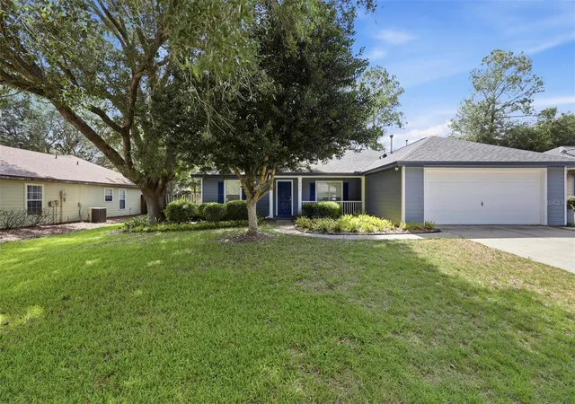 3rd image of 6828 Sw 82Nd Ter, Gainesville, FL 32608 | MLS# GC541986