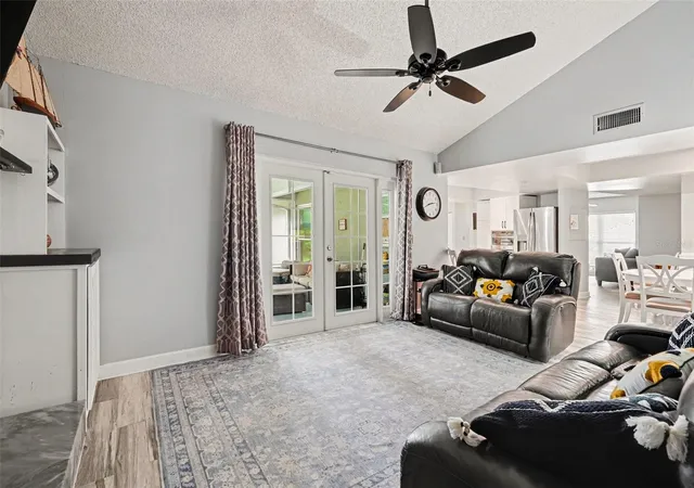 2nd image of 9303 Rolling Ridge Pl, Temple Terrace, FL 33637 | MLS# TB8529557
