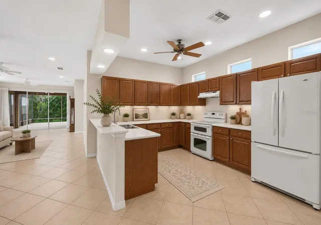 Photo 3 of Single family home for sale at 20931 Diamonte Dr, Land O Lakes, FL 34637 | MLS# TB8529561 | Listing updated on 2026-10-03