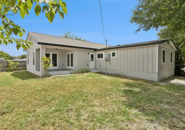 Photo 27 of Single family home for sale at 7211 Orpine Dr N, Saint Petersburg, FL 33702 | MLS# TB8529569 | Listing updated on 2026-09-13