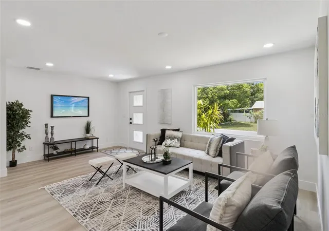 Photo 3 of Single family home for sale at 7211 Orpine Dr N, Saint Petersburg, FL 33702 | MLS# TB8529569 | Listing updated on 2026-10-25