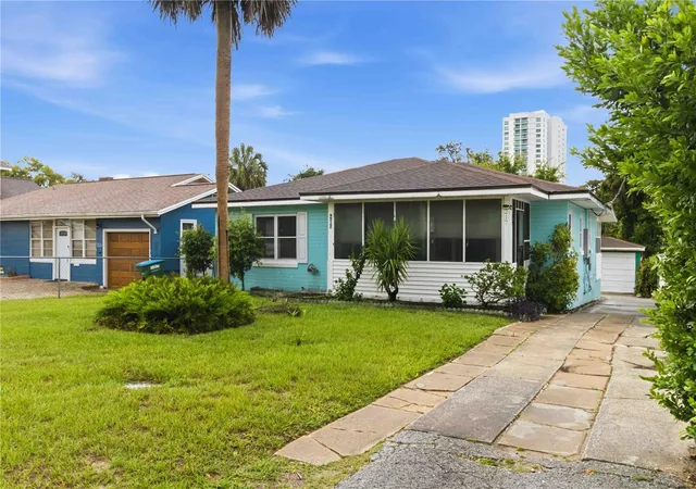 1st image of 217 Daytona Ave, Daytona Beach, FL 32117 | MLS# O6425415