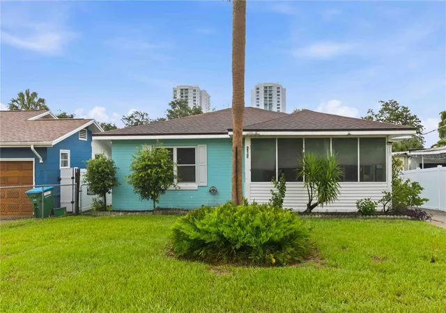 2nd image of 217 Daytona Ave, Daytona Beach, FL 32117 | MLS# O6425415