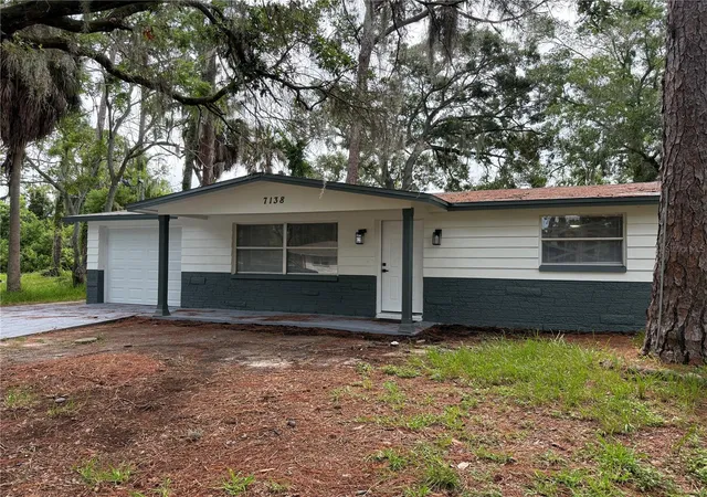 Photo 3 of Single family home for sale at 7138 Pinewood Dr, New Port Richey, FL 34652 | MLS# S5153792 | Listing updated on 2026-09-16