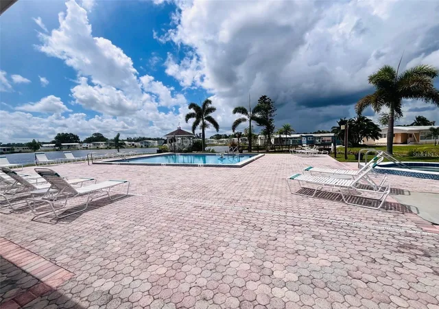 3rd image of 2215 73Rd St E #348, Palmetto, FL 34221 | MLS# D6148095