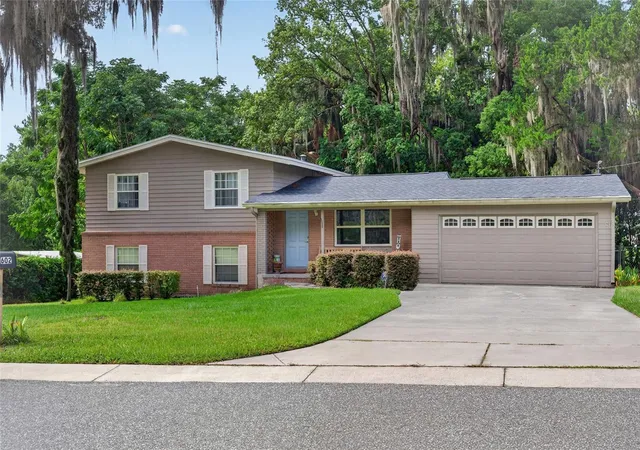 Photo 1 of Single family home for sale at 602 Se 19th Street, Ocala, FL 34471 | MLS# OM728544 | Listing updated on 2026-07-17