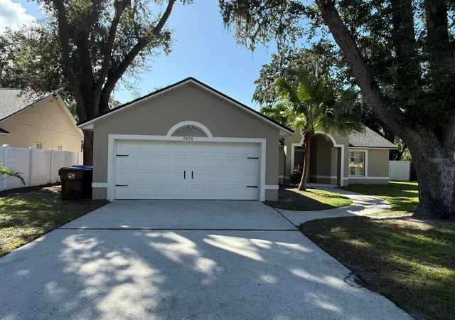 Photo 3 of Single family home for sale at 2808 Ml Run Blvd, Kissimmee, FL 34744 | MLS# O6425424 | Listing updated on 2026-09-13