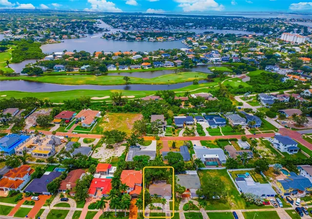 Land for sale at 910 Snell Isle Blvd NE, Saint Petersburg, FL 33704 | MLS# TB8529596