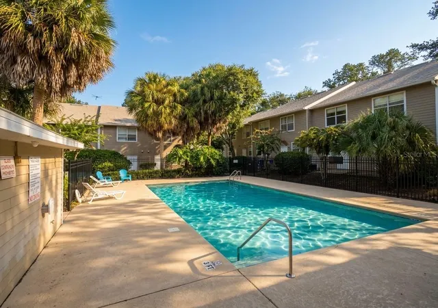 Listing Photo 2 - Condo for sale in building located at 4415 Sw 34Th St, Alachua, FL 32608 - Unit #410