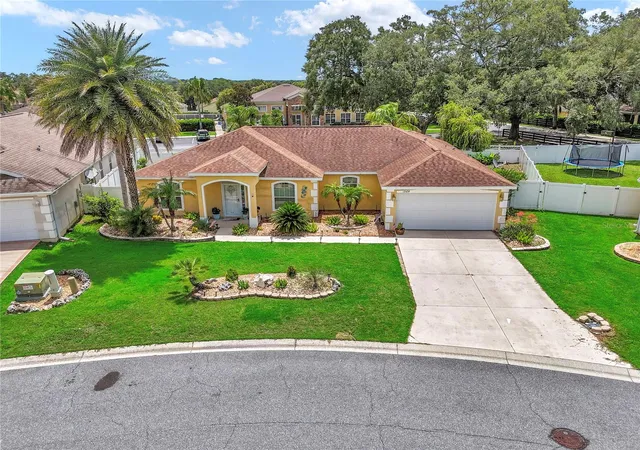 3rd image of 12439 Ne 48Th Cir, Oxford, FL 34484 | MLS# OM728551
