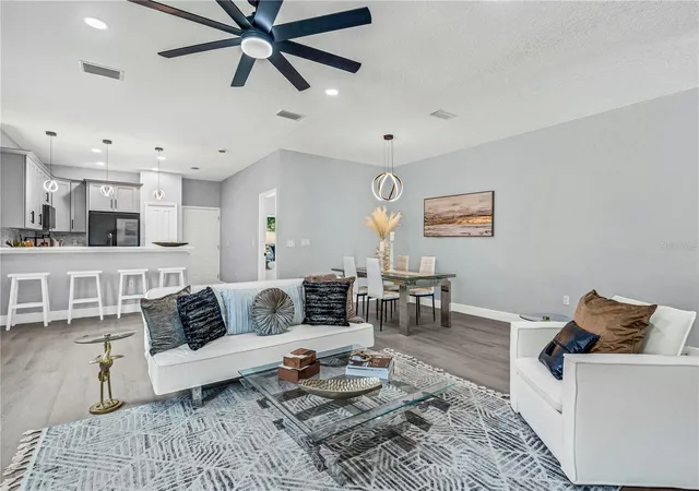 Photo 4 of Single family home for sale at 721 Indiana St, Daytona Beach, FL 32114 | MLS# FC319985 | Listing updated on 2026-08-31