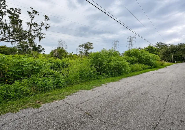 Photo 3 of Land for sale at 274 Toms Rd, Debary, FL 32713 | MLS# O6425441 | Listing updated on 2026-09-24