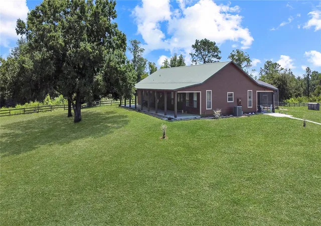 Photo 2 of Single family home for sale at 12150 Skyview Lane, Clermont, FL 34715 | MLS# S5153797 | Listing updated on 2026-09-02