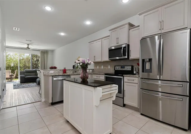Photo 2 of Townhouse for sale at 9213 Hillcroft Dr, Riverview, FL 33578 | MLS# TB8529609 | Listing updated on 2026-10-02