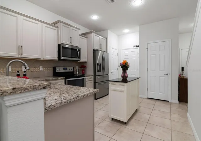 Photo 3 of Townhouse for sale at 9213 Hillcroft Dr, Riverview, FL 33578 | MLS# TB8529609 | Listing updated on 2026-10-02