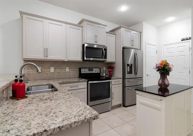 Photo 3 of Townhouse for sale at 9213 Hillcroft Dr, Riverview, FL 33578 | MLS# TB8529609 | Listing updated on 2026-10-02